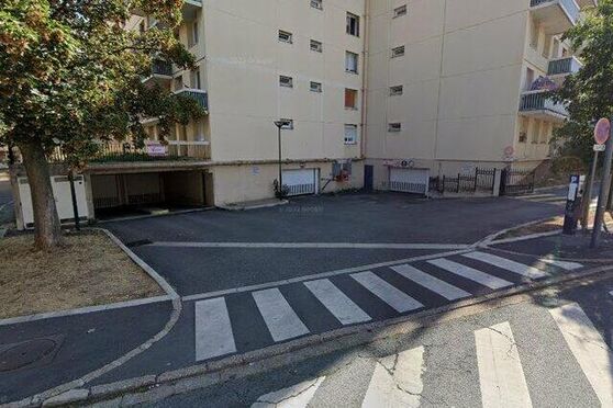 Vignette parking Poissy - Mairie de Poissy - Musée du jouet