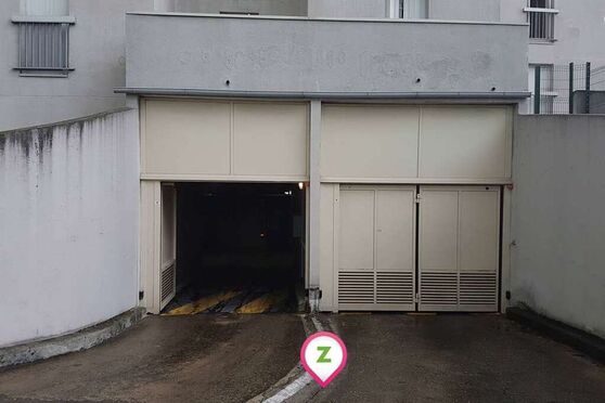 Vignette parking Saint-Maur-des-Fossés - Parvis de Saint-Maur - Gare RER