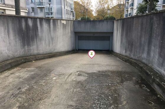 Vignette parking Bussy-Saint-Georges - Gare de Bussy Saint-Georges - Chalands