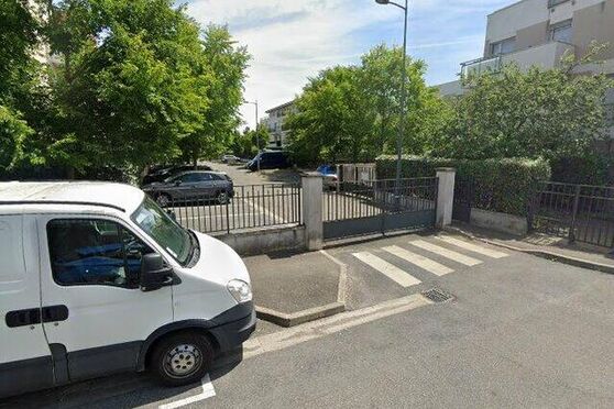 Vignette parking Conflans-Sainte-Honorine - Le Clos d'en Haut - Centre aquatique