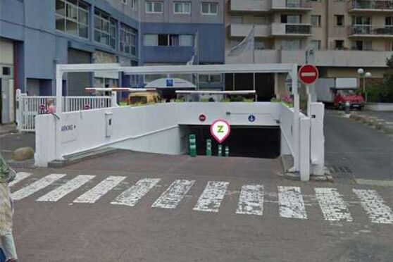 Vignette parking Aubervilliers - Stade André Karman - Ibis Budget