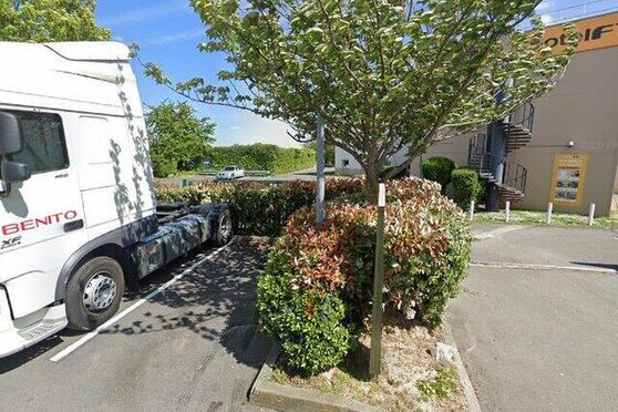 Vignette parking Chilly-Mazarin - Butte au Berger - HotelF1