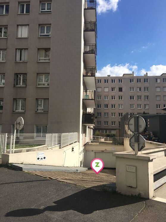 Vignette parking Issy-les-Moulineaux - Mairie d'Issy - Palais des Sports