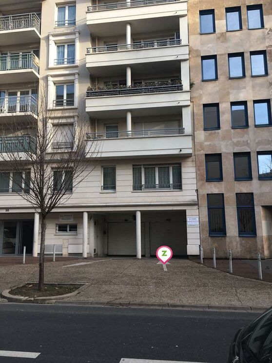 Vignette parking Issy-les-Moulineaux - Palais des Congrès d'Issy - Mairie