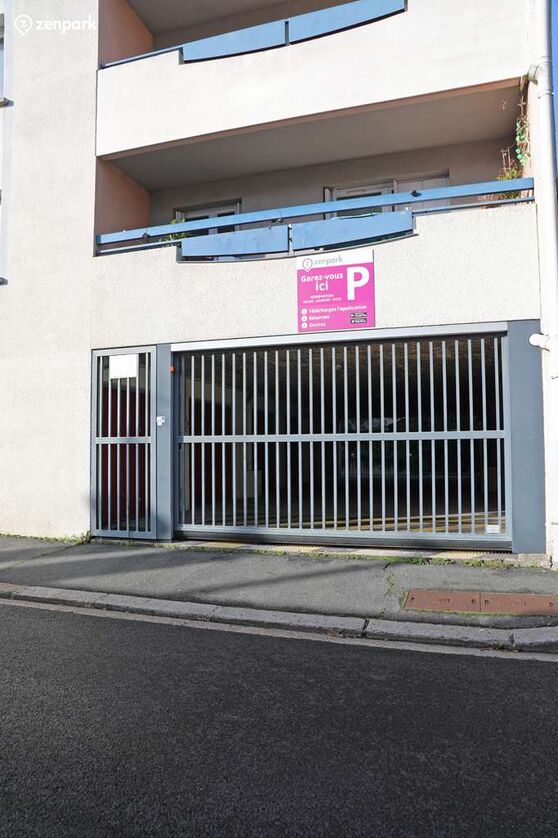 Vignette parking Bordeaux - Gare Saint-Jean - Église du Sacré-Coeur