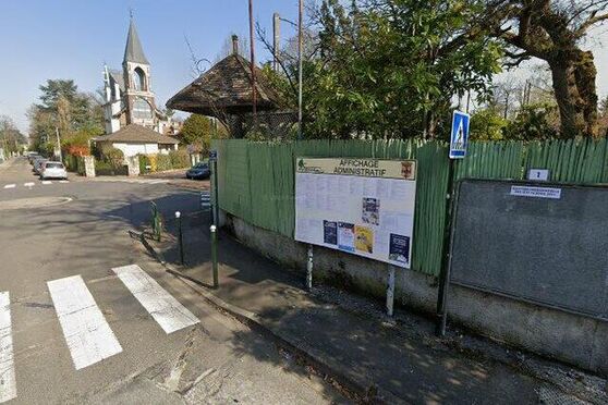 Vignette parking Garches - Hôpital Raymond-Poincaré - La Marche - Extérieur