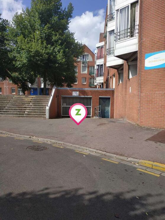 Vignette parking Lille - Hellemmes - Dombrowski