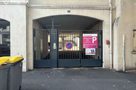 Vignette parking Chaville - Gare de Chaville Rive Droite - Atrium