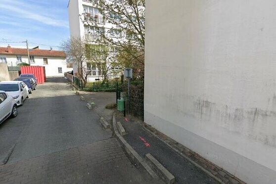 Vignette parking Montesson - Champs Roger - Europe