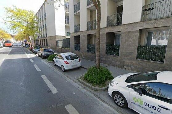 Vignette parking En attente de nom commercial : "EDF Reims"