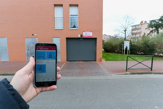 Vignette parking Tram Mail de la Plaine - rue de Picardie - Clamart
