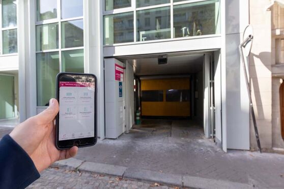 Vignette parking Ambassade du Portugal - rue des Belles Feuilles - Paris 16