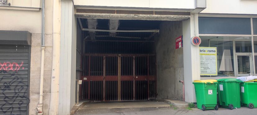 Vignette parking Square Labrouste Saint-Amand - rue Georges Pitard - Paris 15