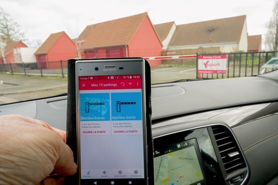 Vignette parking Gare de Fleury Les Aubrais