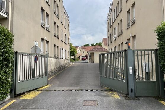 Vignette parking If de Bossuet - 8 rue de Lorraine - Champs sur Marne