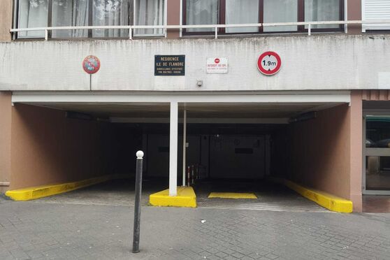 Vignette parking 79 rue de l'Ourcq - place 676