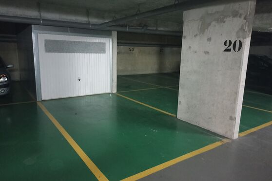 Vignette parking Out of the Blue - rue Saint Maur - Paris 11