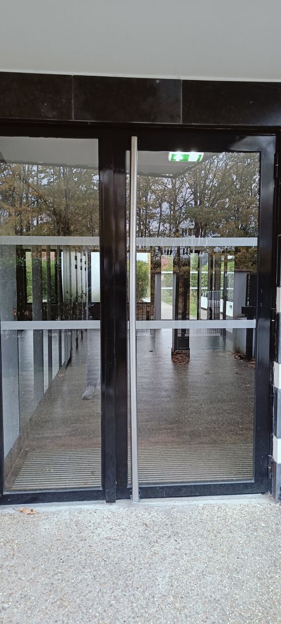 Vignette parking Parc Érasme - 1 rue des Pluviers - Montigny le Bretonneux