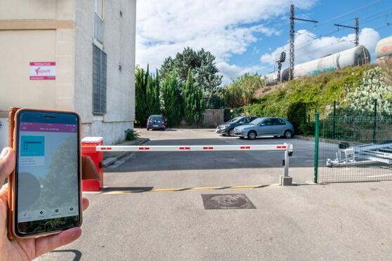 Vignette parking Quartier Administrations - Nîmes