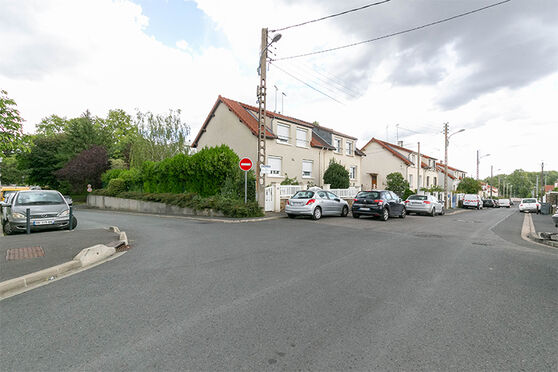 Vignette parking Gare des Saules - rue Pierre Semard - Orly