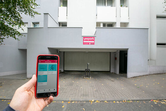 Vignette parking Hôpital Paul Guiraud - avenue Hautes Bruyères - Villejuif