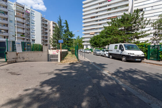 Vignette parking Cimetière de la Guillotière Ancien - Lyon 7