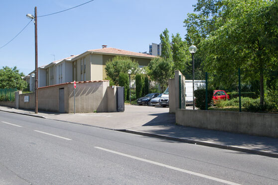 Vignette parking Avenue de Frais Vallon - Marseille 13