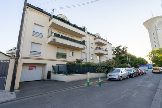 Vignette parking Créche Multi-Accueil Lise London - avenue Diderot - Villepinte