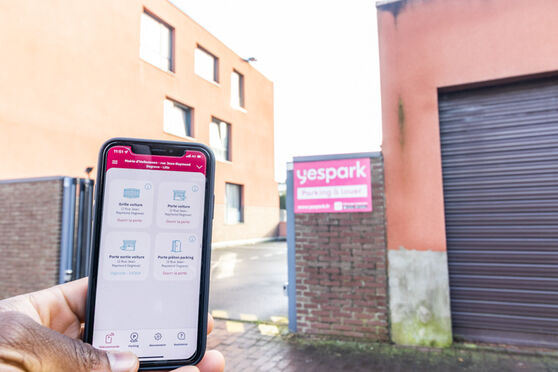 Vignette parking Mairie d'Hellemmes - rue Jean-Raymond Degreve - Lille