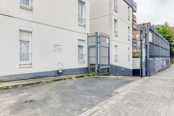 Vignette parking Métro Porte des Postes - rue Magenta Fonbelle - Lille