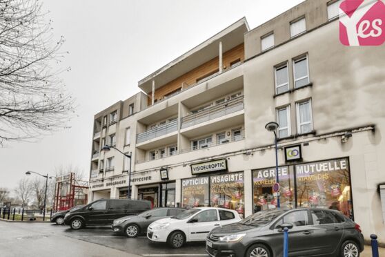 Vignette parking RER Survilliers-Fosses - place de la Liberté