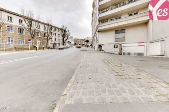 Vignette parking Métro Kremlin Bicêtre - rue Edmond Michelet