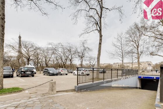 Vignette parking Champ de Mars - Paris 7
