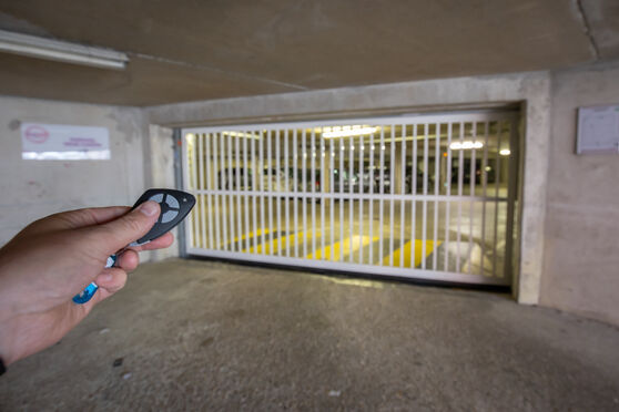 Vignette parking Rue jacques duclos - Guyancourt