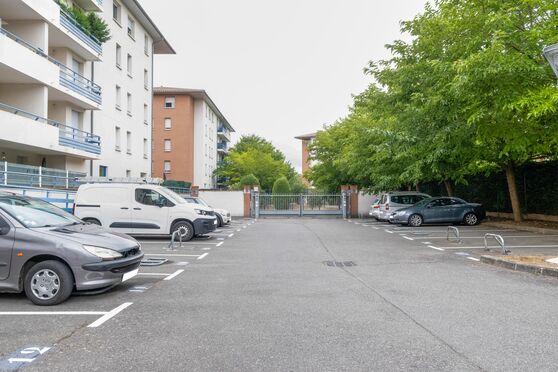 Vignette parking Lombez Hippodrome - avenue De Lombez - Toulouse