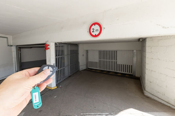 Vignette parking Assurance Maladie - passage Prévert - Colombes