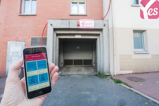 Vignette parking Gare de Chaville Velizy - Viroflay