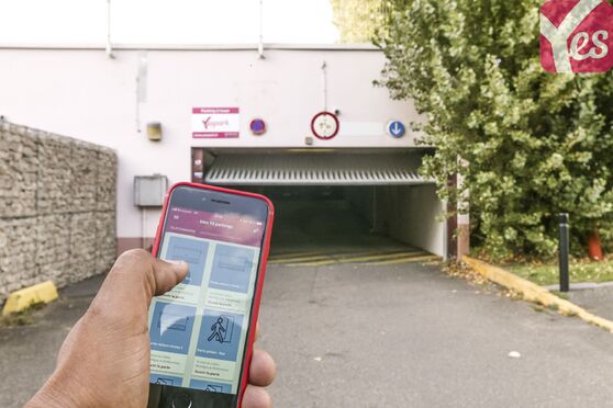 Vignette parking Gare Saint-Quentin-en-Yvelines - avenue de Denton - Montigny le Bretonneux