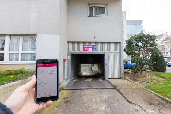 Vignette parking Avenue Pierre Brossolette - Le Plessis Robinson