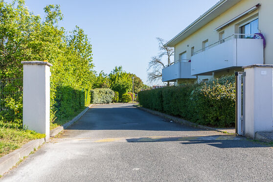 Vignette parking Rue de l'aspirant jean rey - Pessac