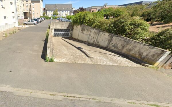 Vignette parking Collège privé Saint-Martin - Le Mans