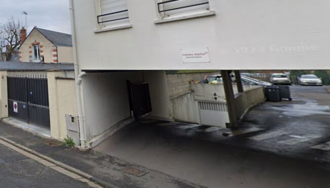 Vignette parking Beffroi - rue de Jemmapes - Tours