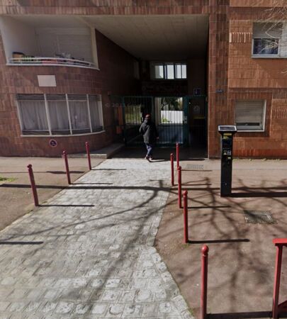 Parking Métro Hoche - rue André Joineau - Le Pré Saint Gervais