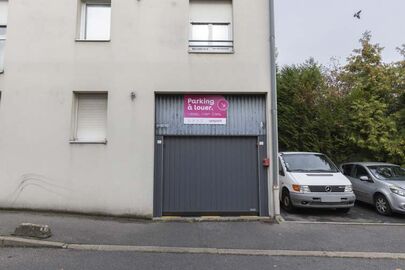 Parking Tramway Mairie de Pierrefitte - rue Lounès Matoub - Pierrefitte sur Seine