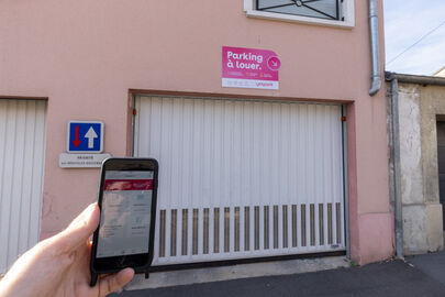 Parking Médiathèque Pergame - rue Carnot - Montmagny