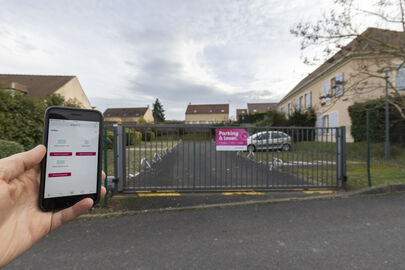 Parking Rue eugène blouin - Magny en Vexin