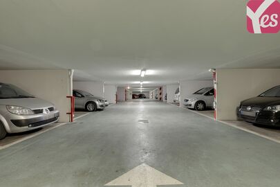 Parking Pyrénées - place des Fêtes - Paris