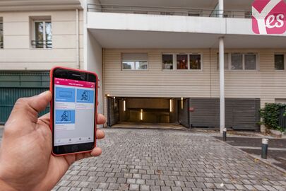 Vignette parking Tramway Faubourg de l'Arche - avenue de l'Arche - Courbevoie