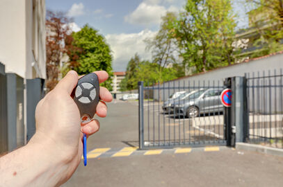 Parking 142 rue joliot curie - Tassin la Demi Lune