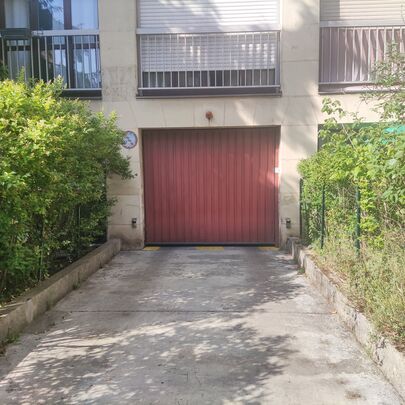 Parking Stade Maurice Arnoux - rue Périer - Montrouge